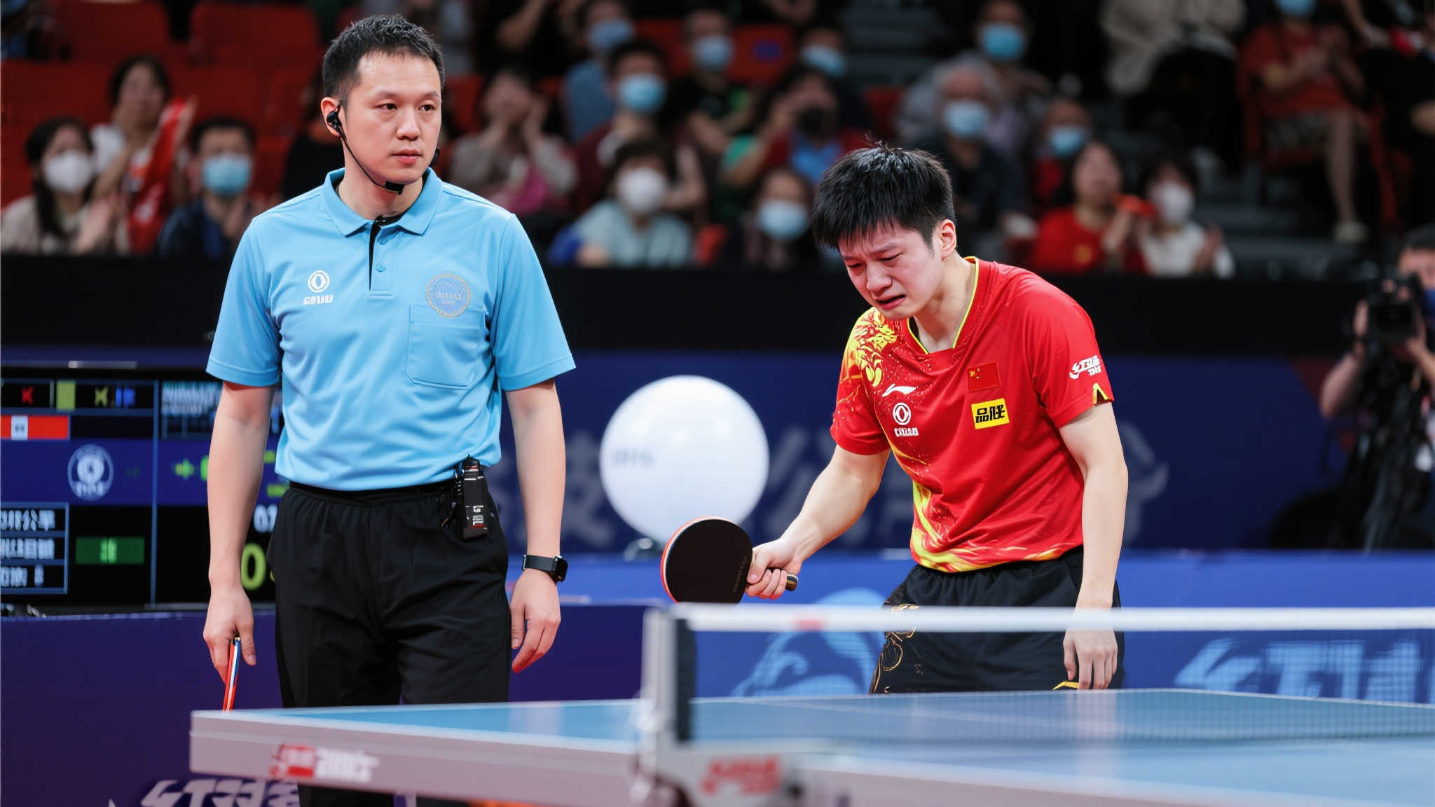 中的表現並 中的表現並